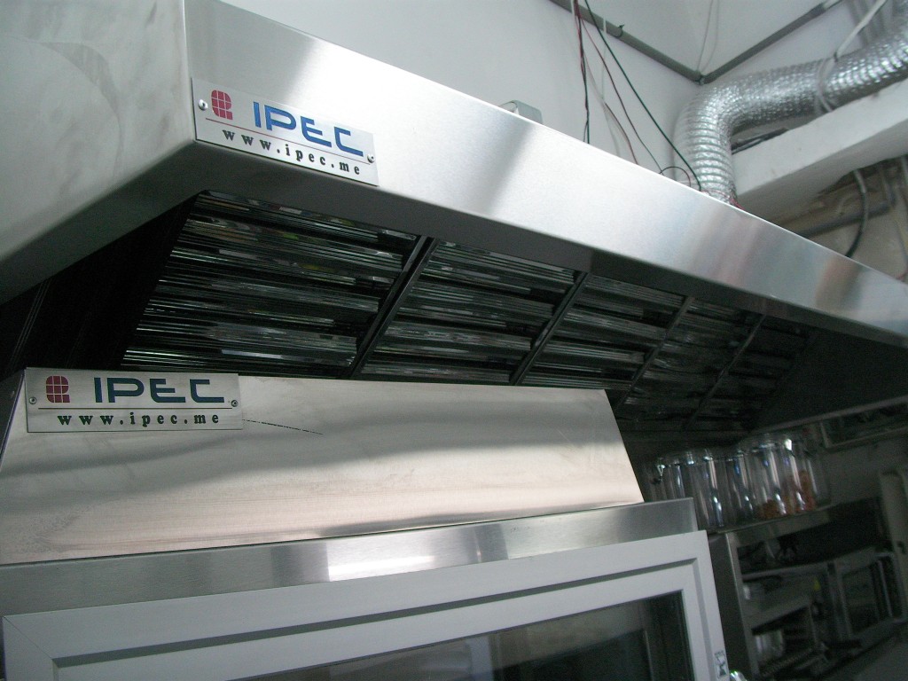 Exhaust hood